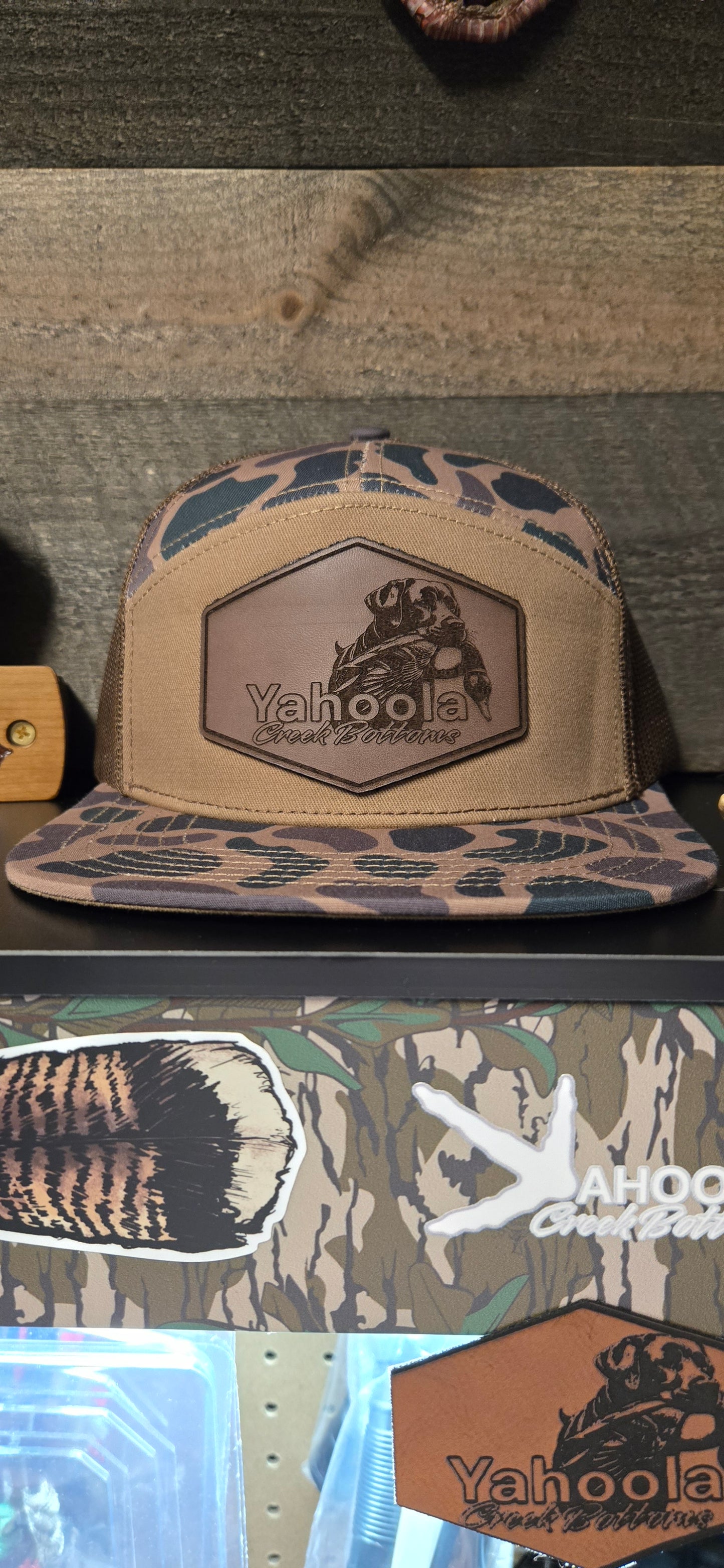 7 panel duck camo with duck dog patch